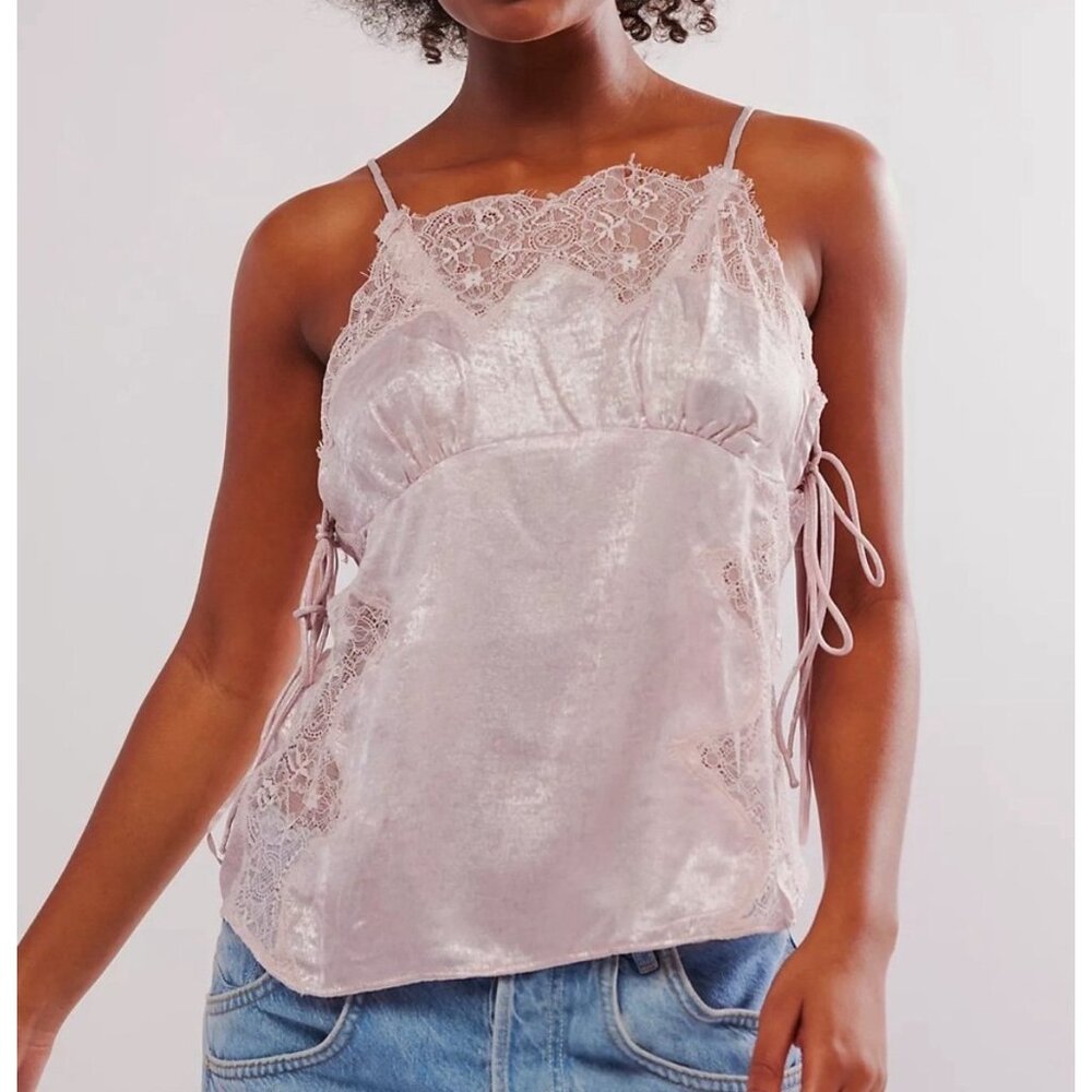 Free People Intimately FP Shimmer On Cami Tank Top Lilac Lace Size Medium NWT